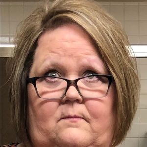 Meet your Posher, Cindy